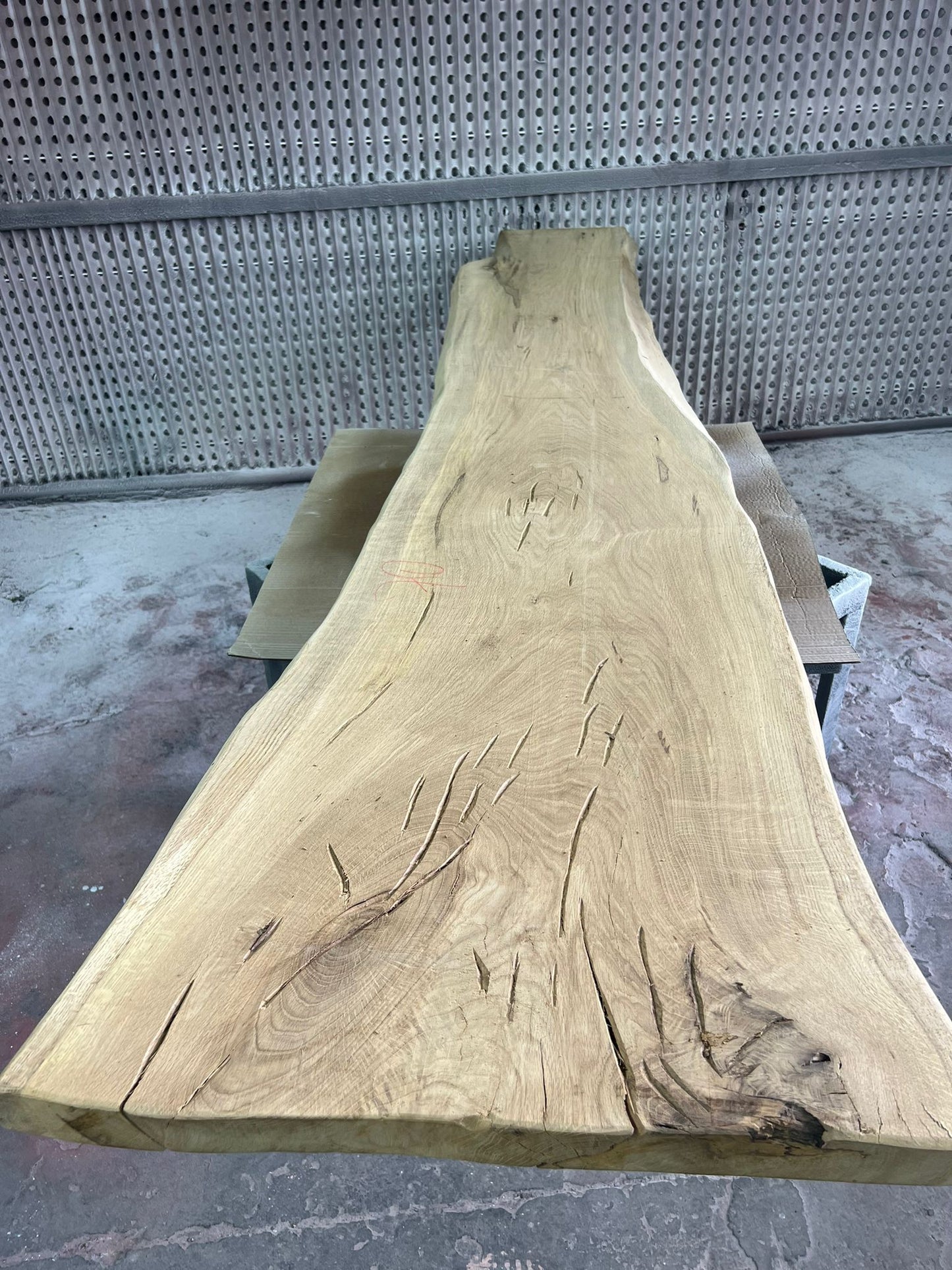 פלטה מספר #2004